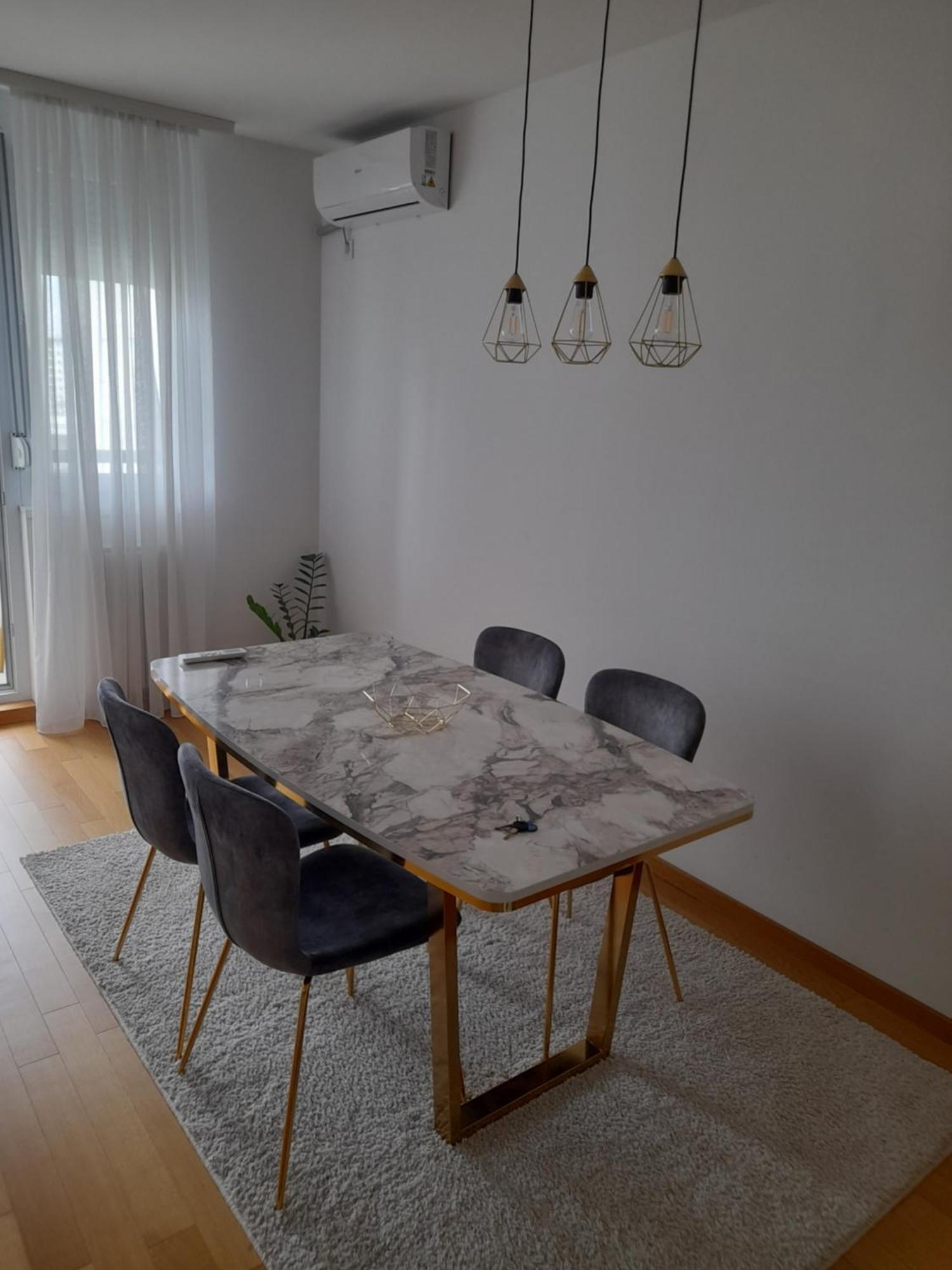 Apartman Lena Lägenhet Banja Luka Exteriör bild